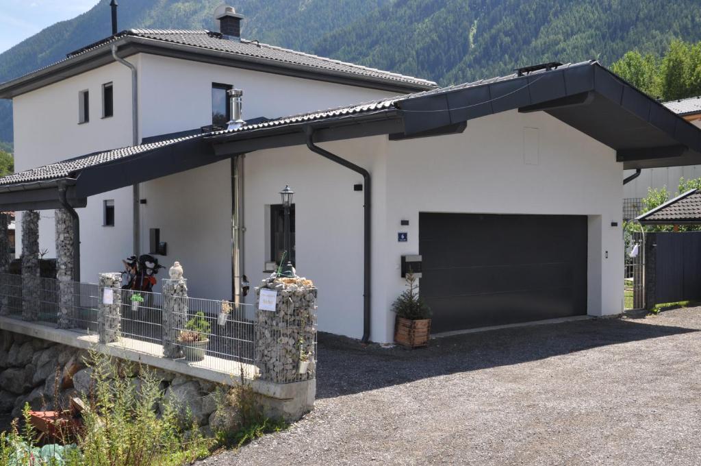 Nespecifikovaný výhled na hory nebo výhled na hory při pohledu z apartmánu