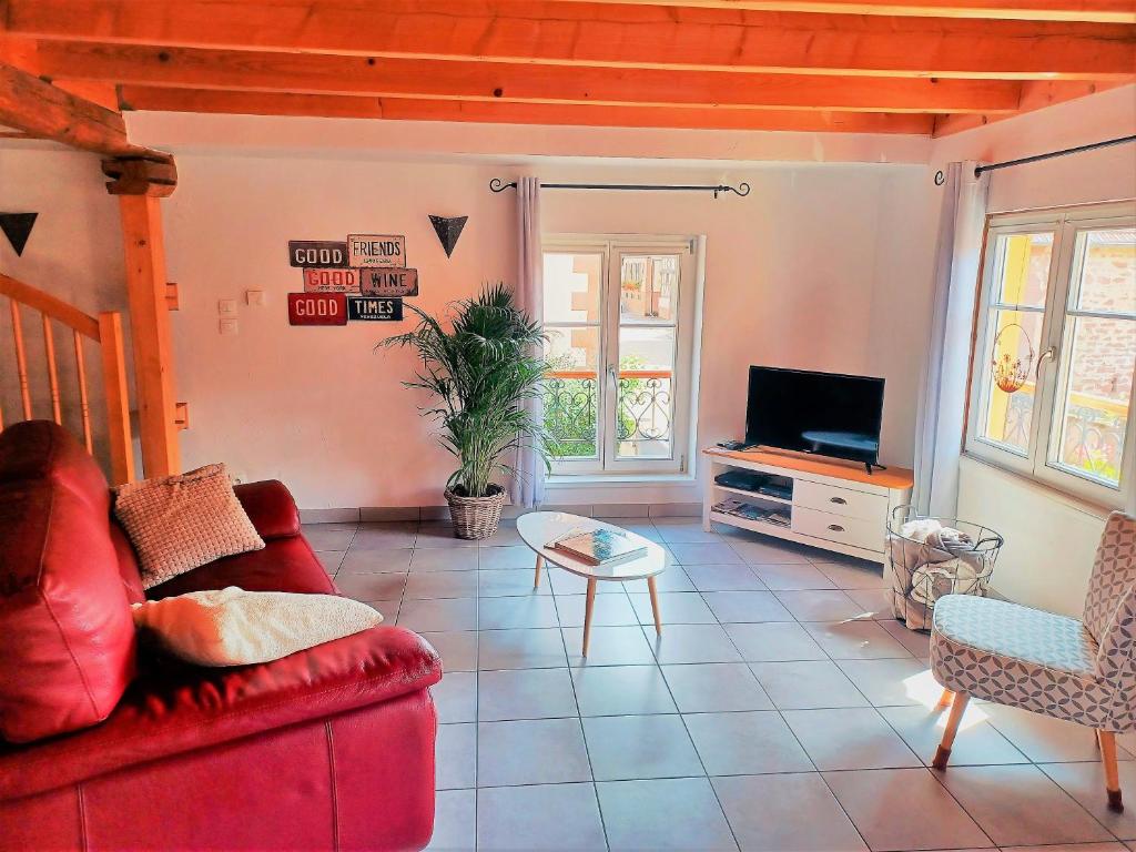 La ferme de Georges Apt 1 à 6 pers - Three-Bedroom Apartment