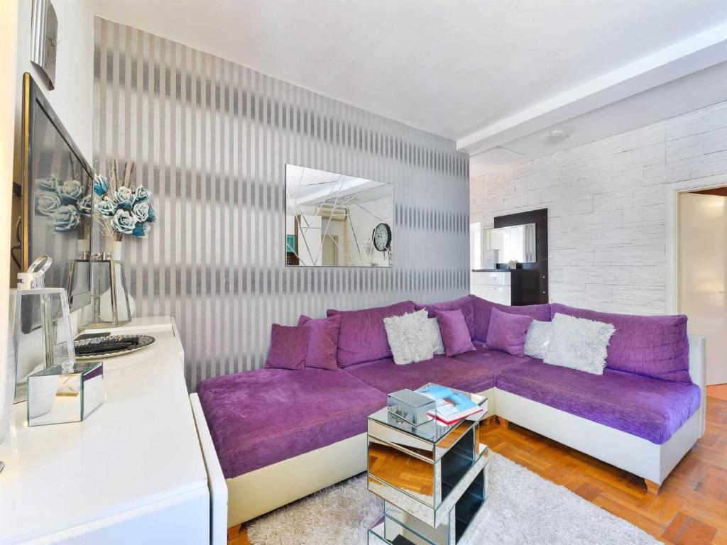Posedenie v ubytovaní Seaview Holiday Home GATSBY