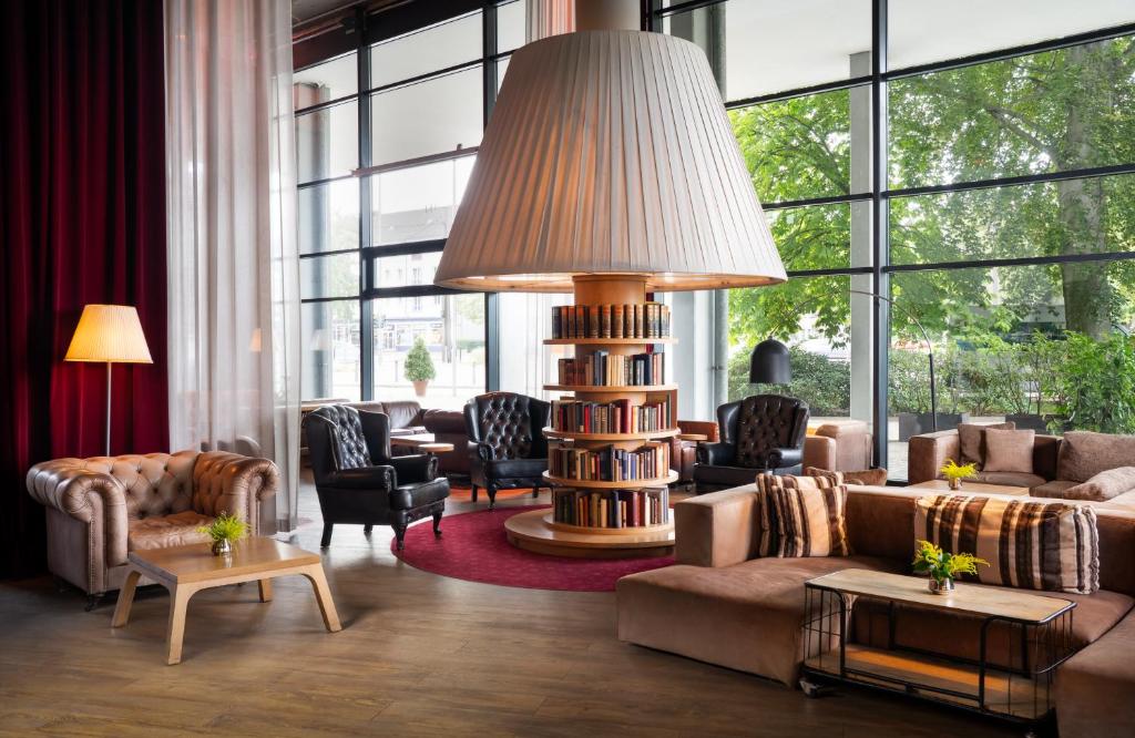 Posezení v ubytování NYX Hotel Berlin Köpenick by Leonardo Hotels