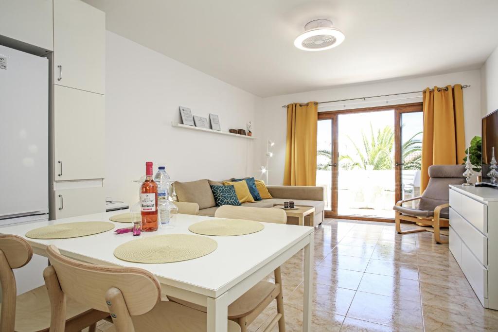 Kuchyň nebo kuchyňský kout v ubytování Sand Club Apartment 202