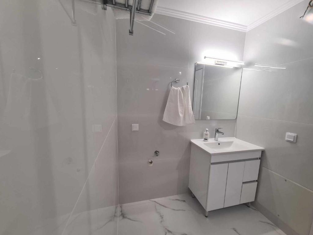 NN Rooms and Suites near Athens Airport - 4