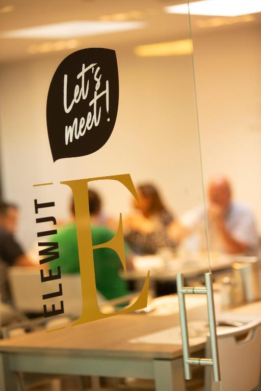 Certifikát, hodnocení, plakát nebo jiný dokument vystavený v ubytování Let's Meet Elewijt