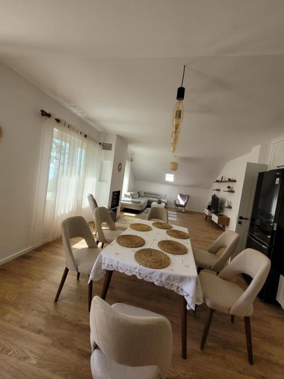 Bujtina Bezhani Gjinar - Image 4
