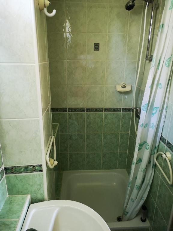 Koupelna v ubytování Bertalan Apartman