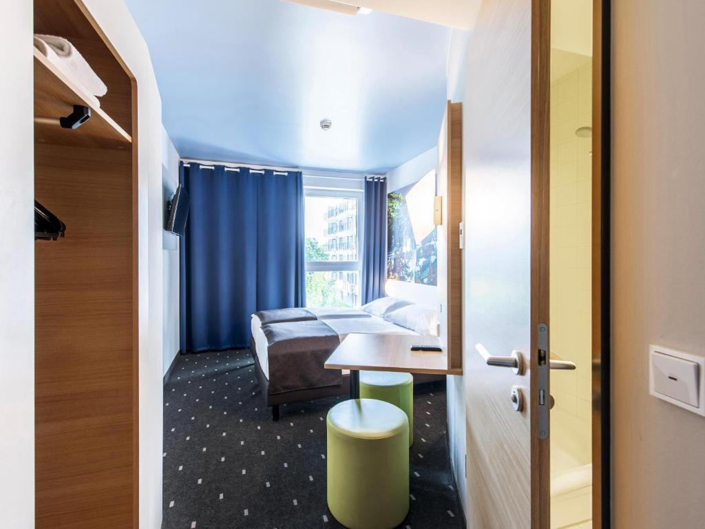 Posezení v ubytování B&B Hotel Neu-Ulm