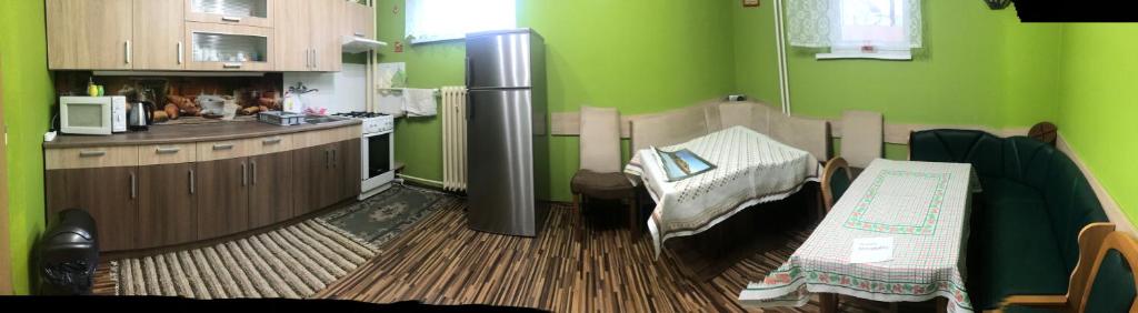 Kuchyň nebo kuchyňský kout v ubytování Housing HELLA