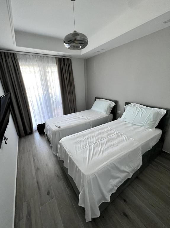 Puerto Del Sol Apartments Two Bedrooms - Imazhi 2