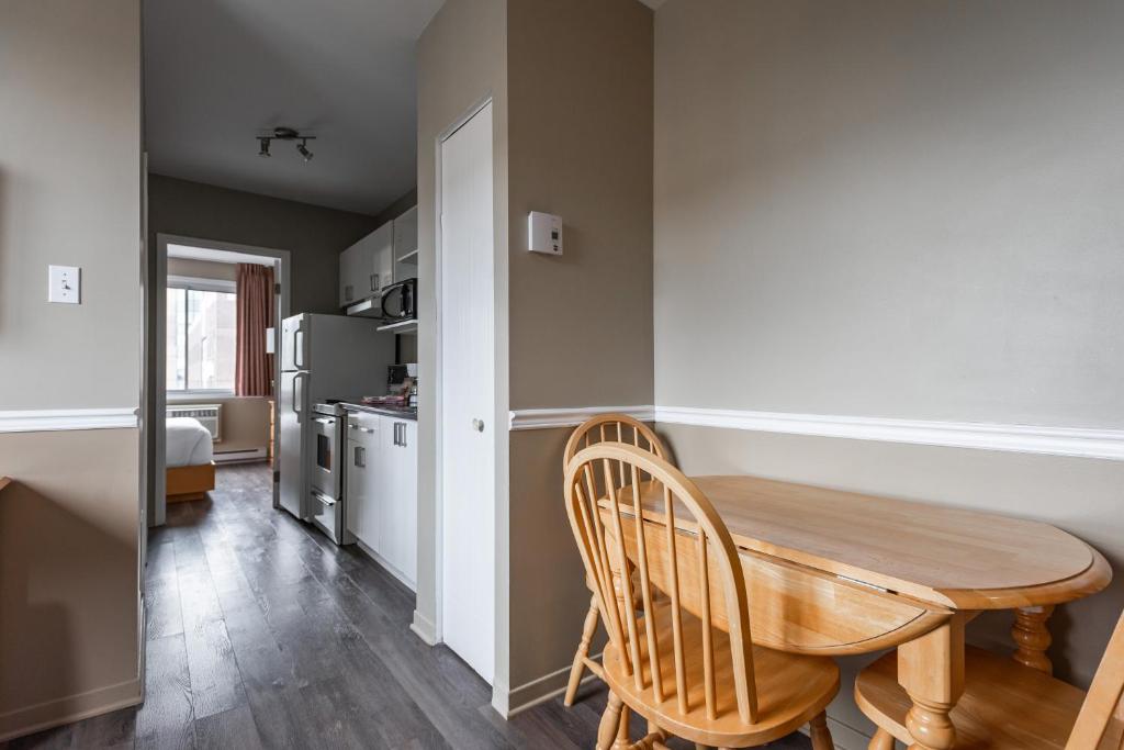 Hotel le Roberval - Resim 13