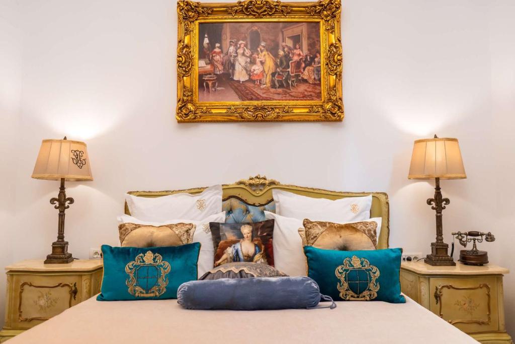 Conacul Coroanei Luxury Boutique Hotel - Resim 10