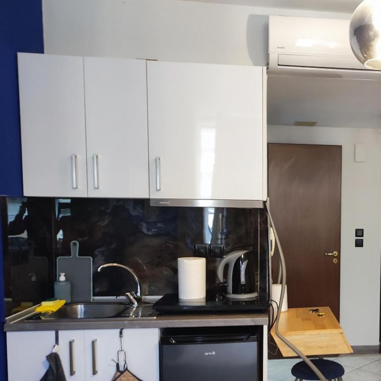 Railway Area Studio parking - 9