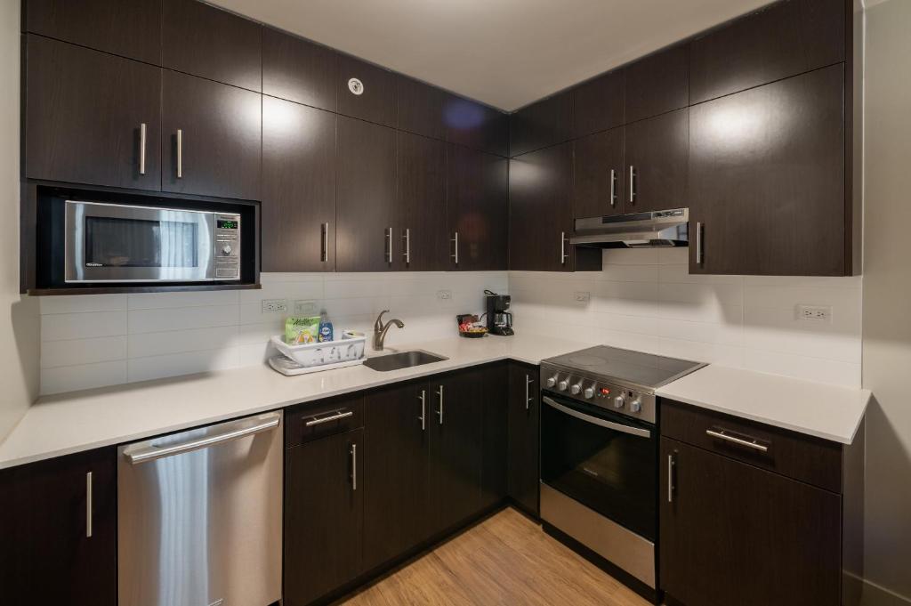 Gage Suites at UBC - Resim 24