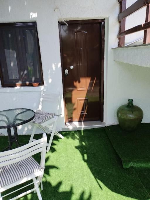 Balkón nebo terasa v ubytování AFRODITE