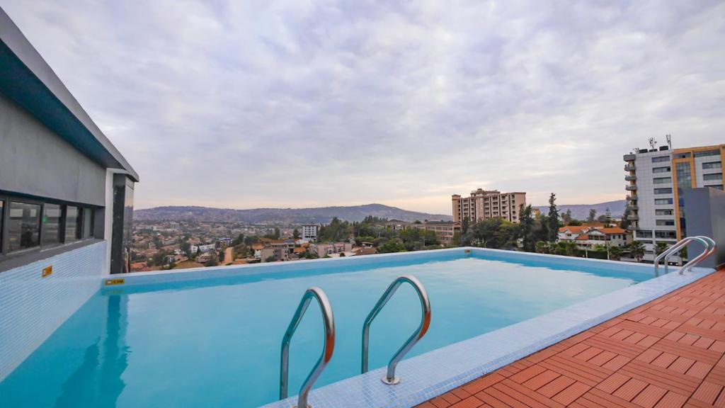 Πισίνα στο ή κοντά στο Oasis de luxe--Serviced studio apartment