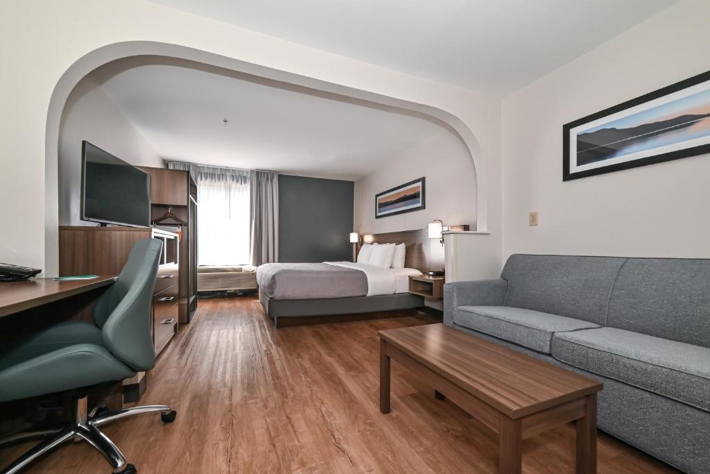 Quality Inn & Suites Matthews - Charlotte photo