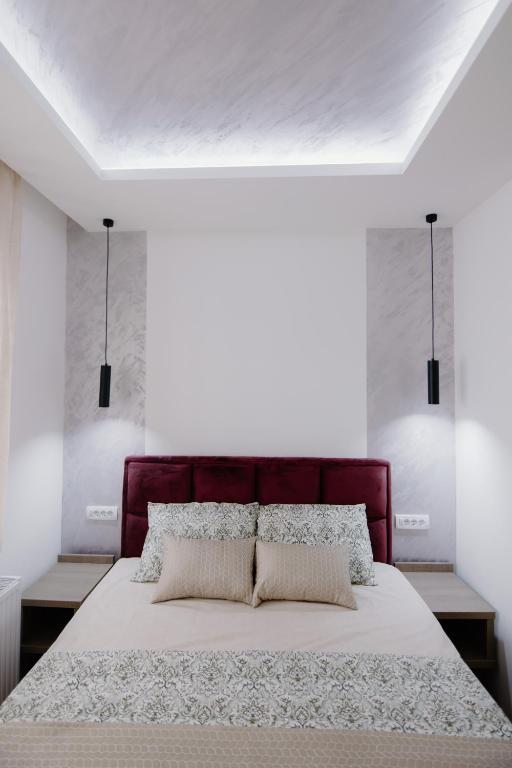 Postel nebo postele na pokoji v ubytování Cherry Lux Apartments