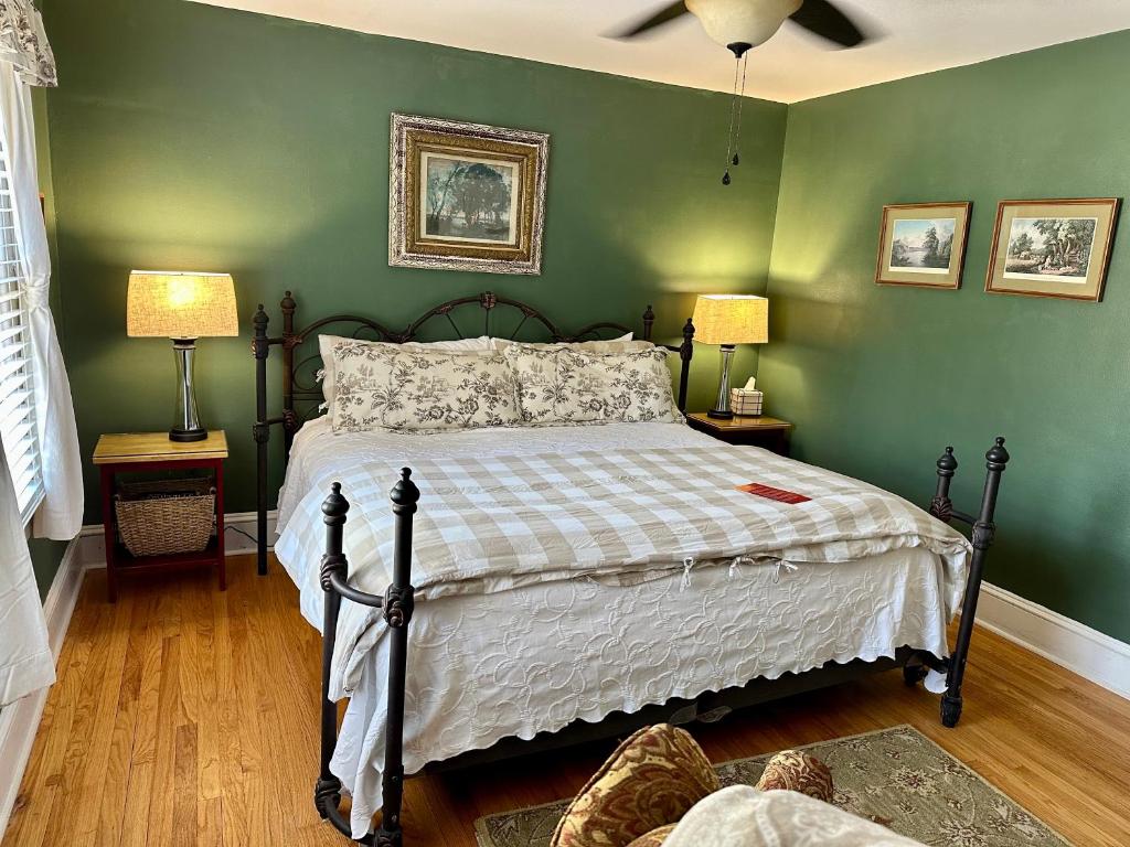Red Rocker Inn - Pinehurst