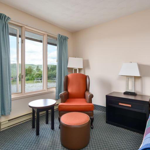 Un lugar para sentarse en Kelly's View Motel