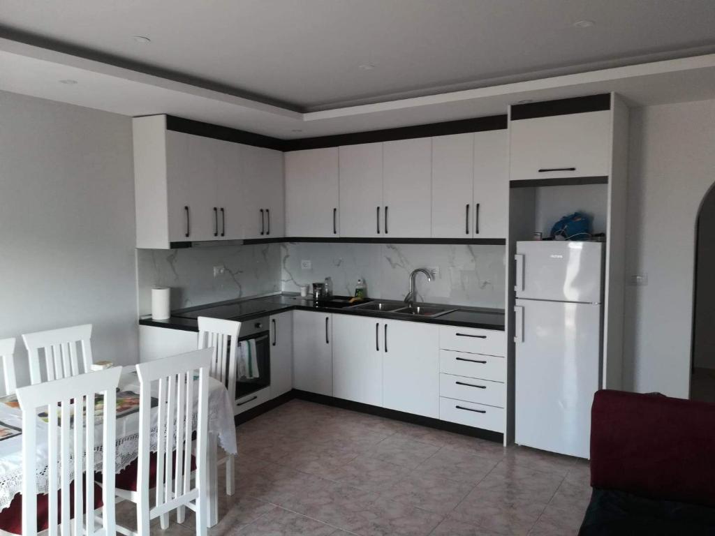 Full equipped Saranda apartment 1 for rent