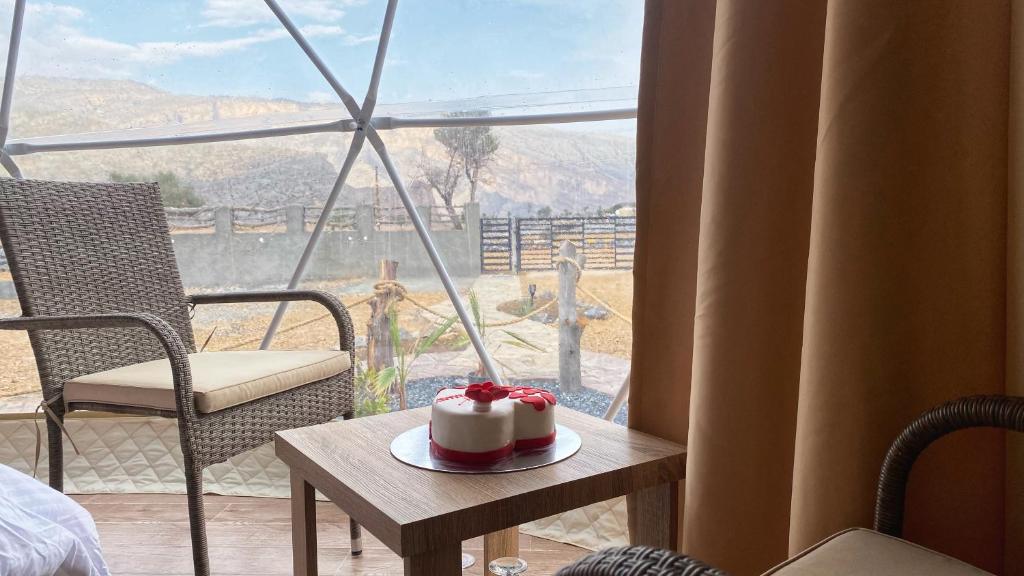 Nespecifikovaný výhled na hory nebo výhled na hory při pohledu z hotelu