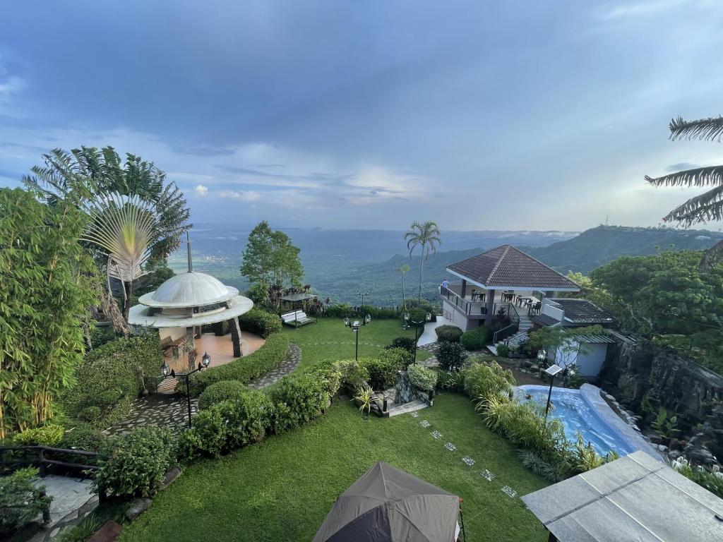 Nespecifikovaný výhled na hory nebo výhled na hory při pohledu z bed and breakfast