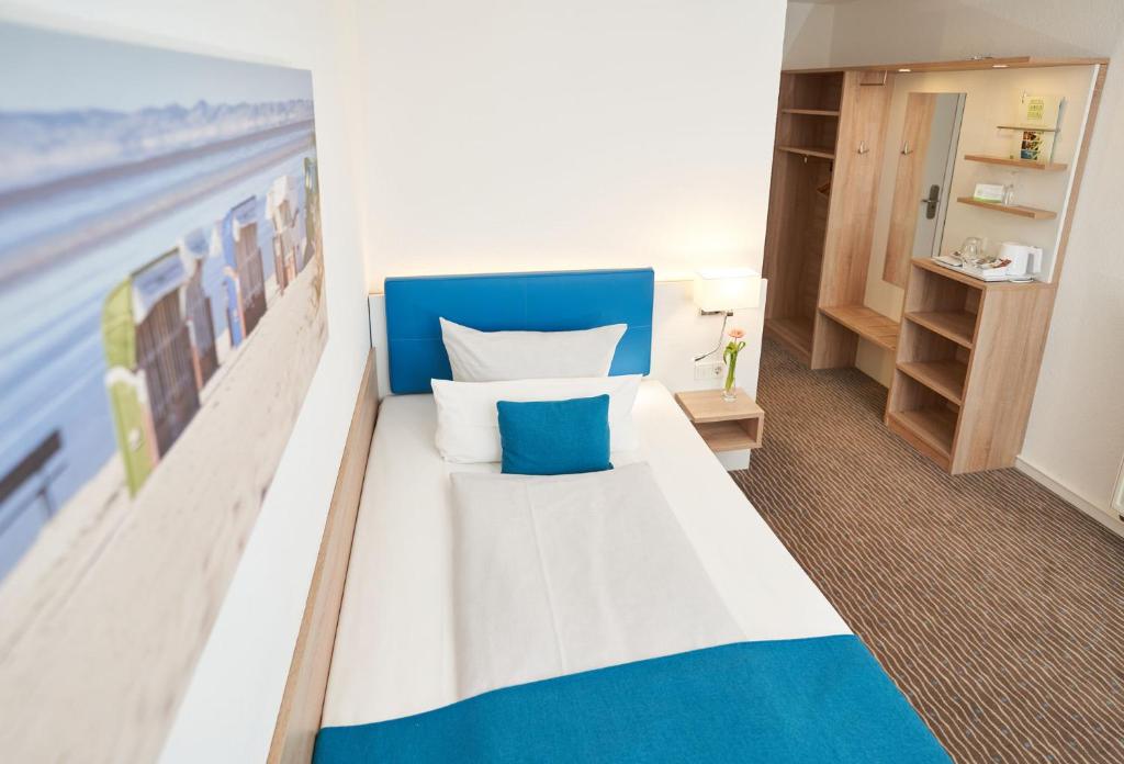 
Business Single Room
