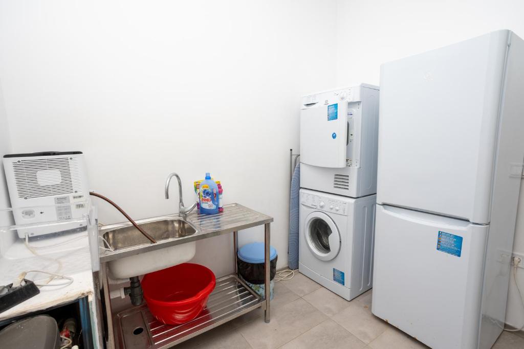 Kuchyň nebo kuchyňský kout v ubytování Villa Tatalia, Bozhurets