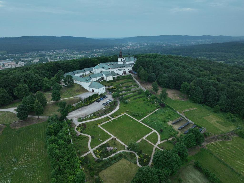 Karczówka Klasztor - 11