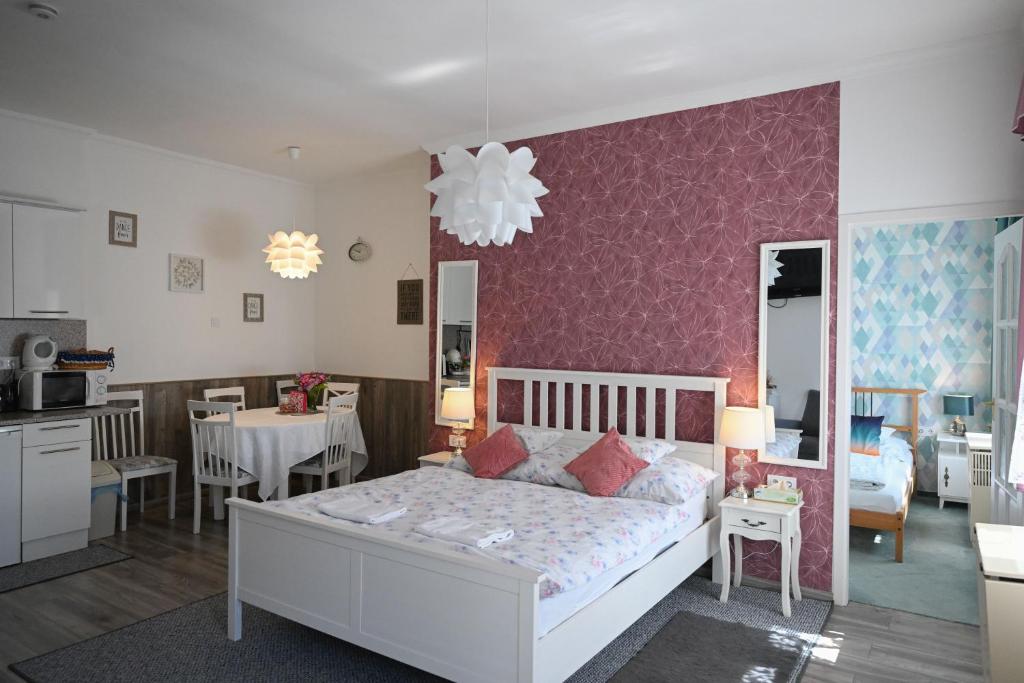 Foglal-lak Apartman 3300 Eger, Telekessy István utca 8. I/3. kép - 1