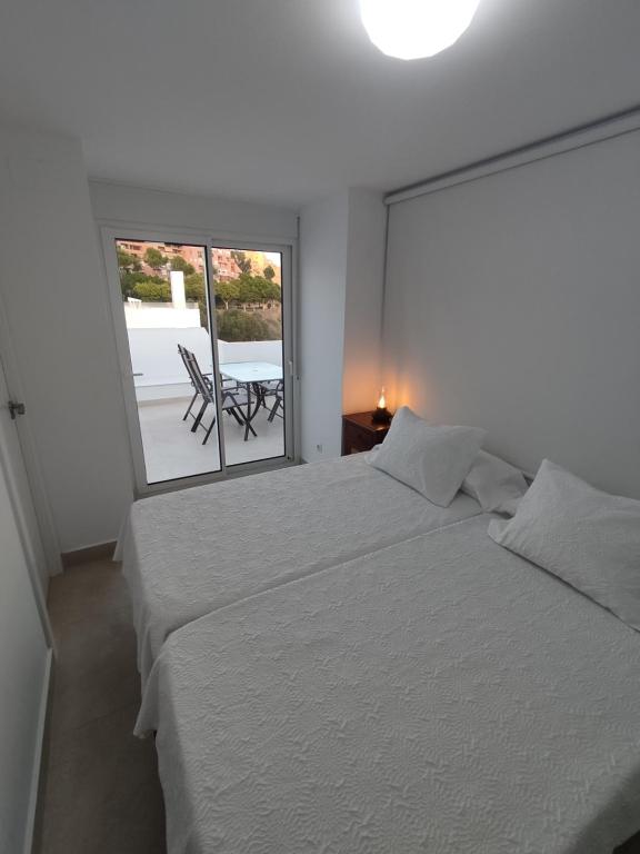 Posteľ alebo postele v izbe v ubytovaní Front Sea View Penthouse