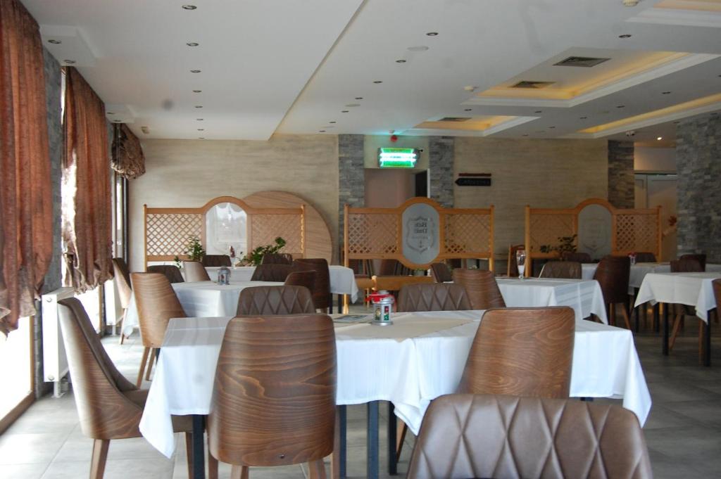 Restaurace v ubytování Bački dvor