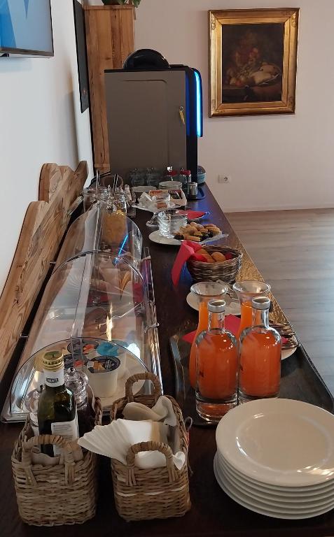 Jídlo v hotelu nebo okolí