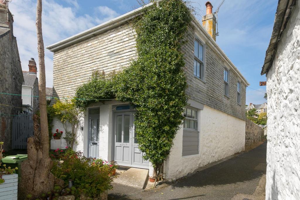 The Loft, St Ives (updated prices 2024)