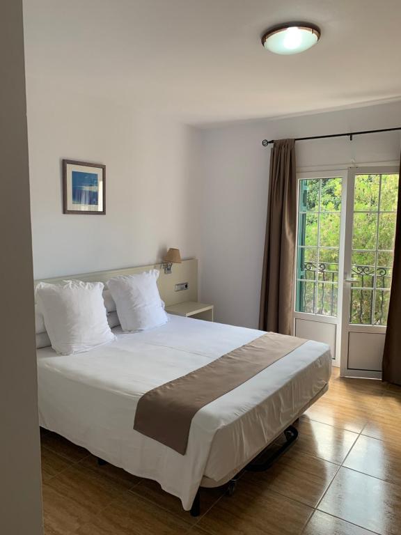 Hotel Jeni & Restaurant - 4