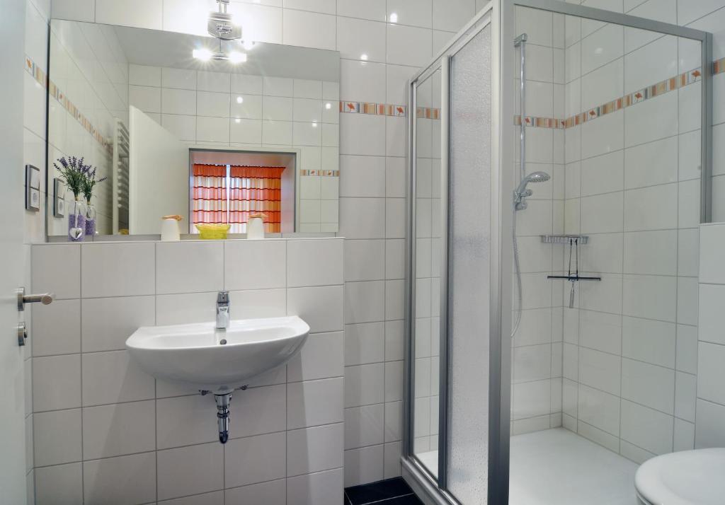 Koupelna v ubytování Hotel am Bahnhof