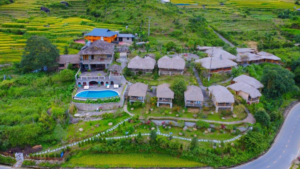 an aerial view of a house with a pool at Sapa Eco Villas & Spa in Sa Pa