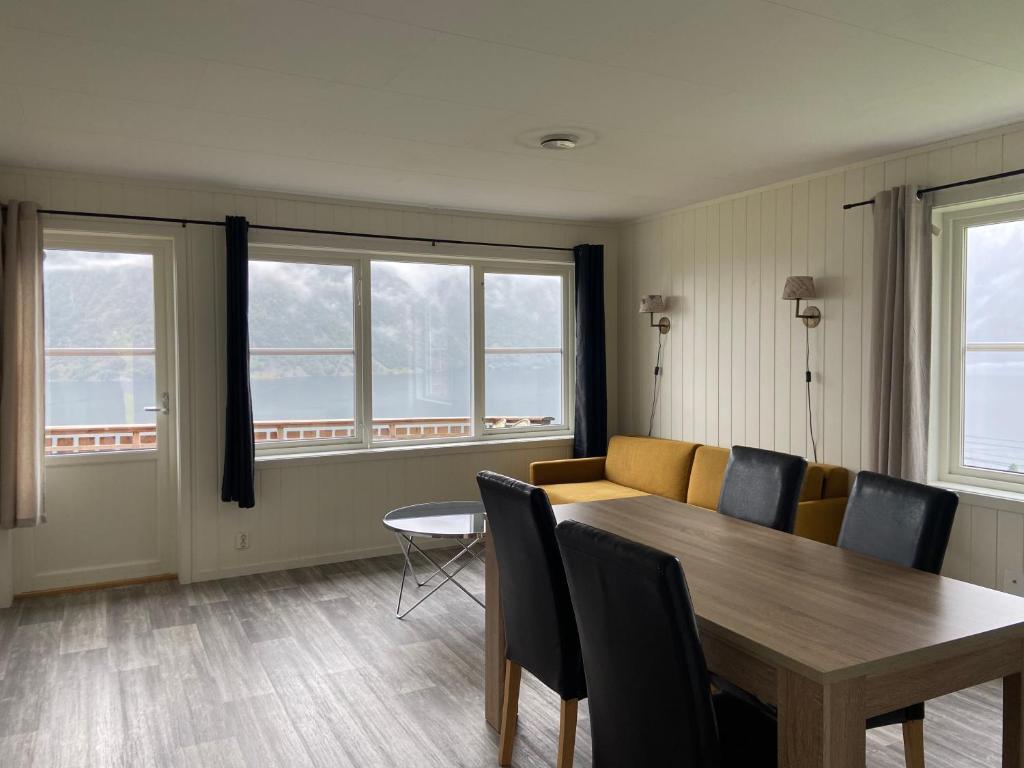 Posezení v ubytování Winjum Apartments Aurland Stegastein