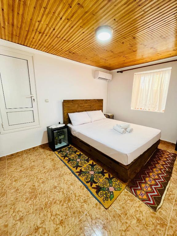 Nena’s Dashe House - Image 2