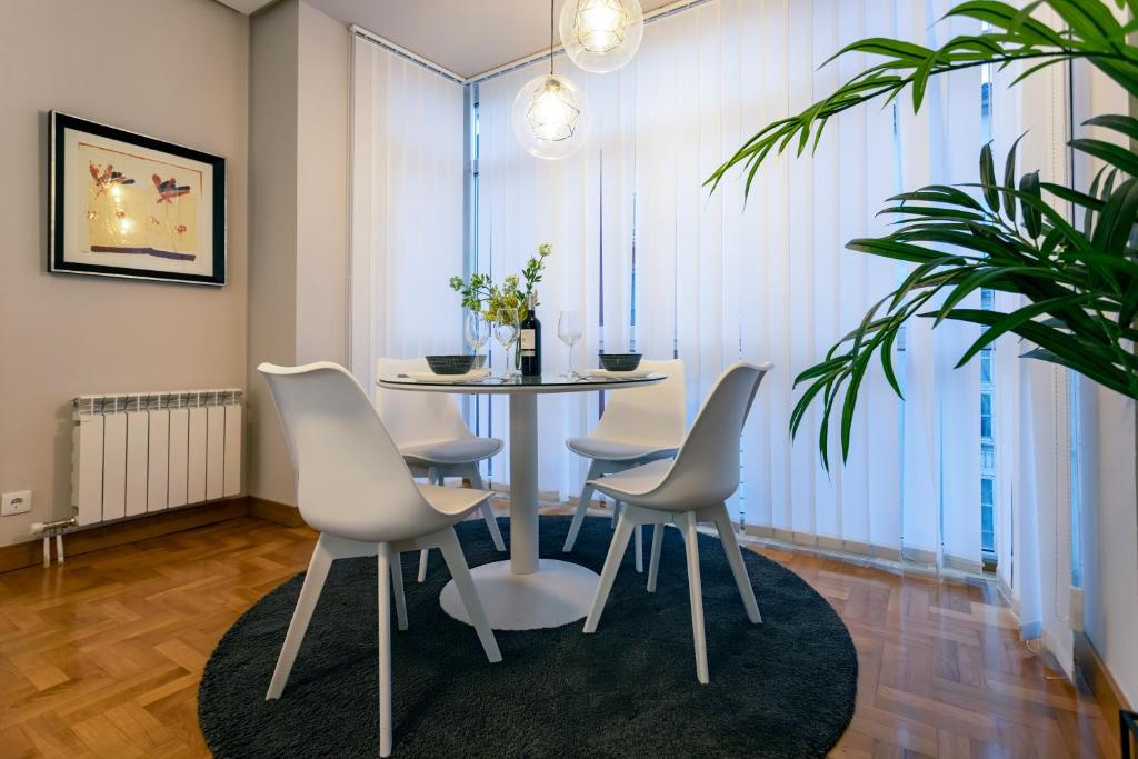 Audrey by Unique Rooms - 10