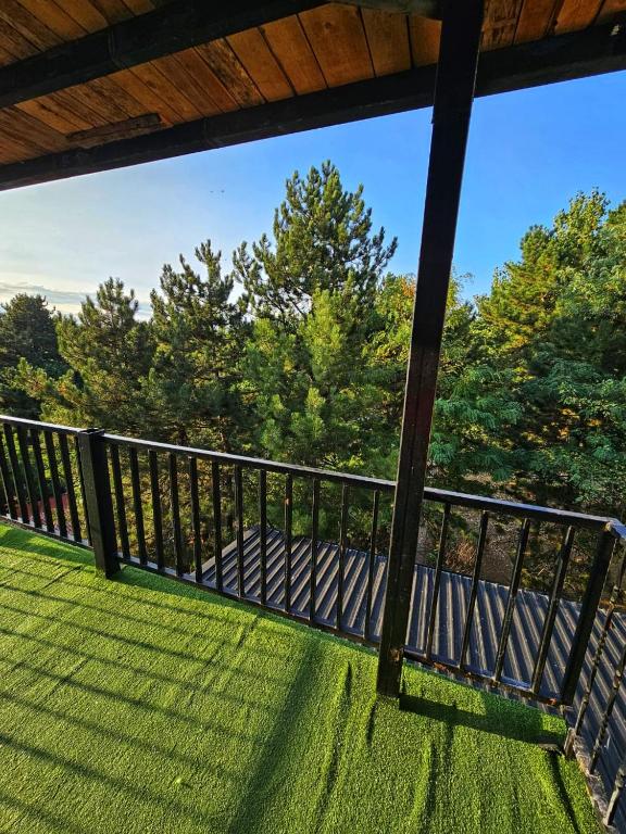 Green Apartments Prishtina - Apartamento Con Terraza