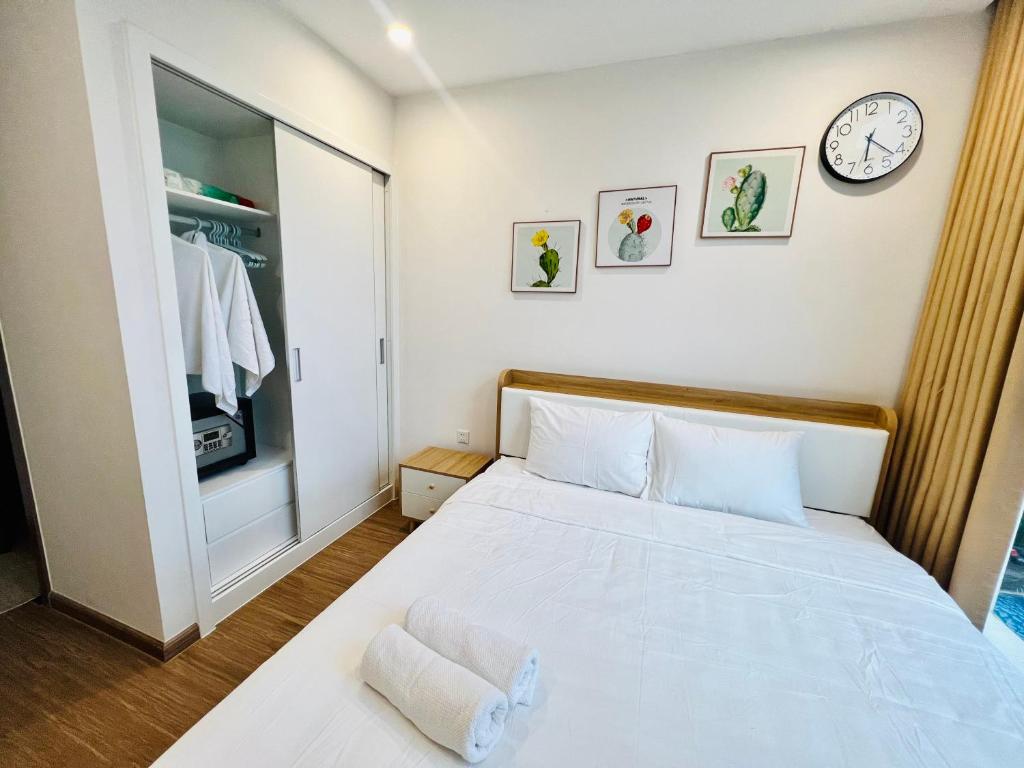 NanaHousing-Vinhomes Skylake-Luxury Apartment near Keangnam - Pièce Quadruple Avec Vue Sur Le Lac