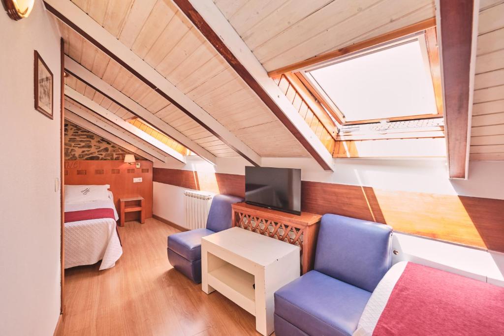 Hotel Entrecercas - Resim 36