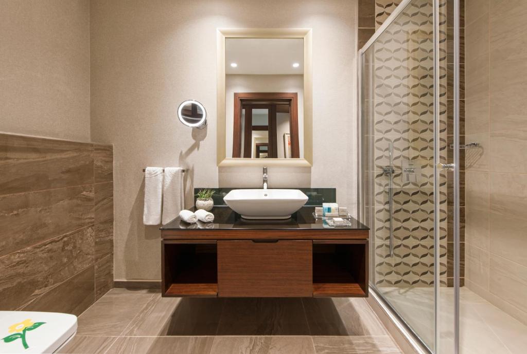 Elite World Grand Istanbul Basın Ekspres - Habitación Superior Con 2 Camas Individuales