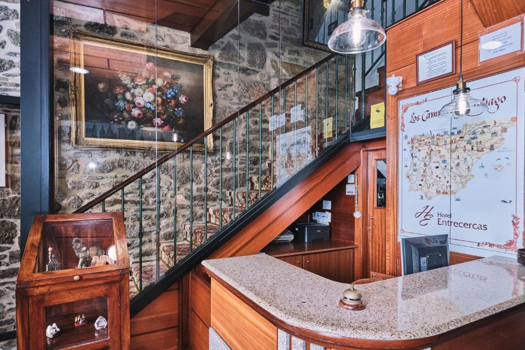 Hotel Entrecercas - Resim 3