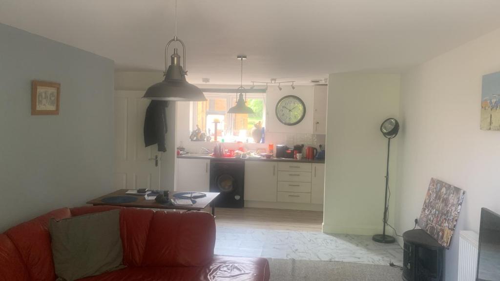 112 divot way, Sherborne Saint John (precios actualizados 2024)