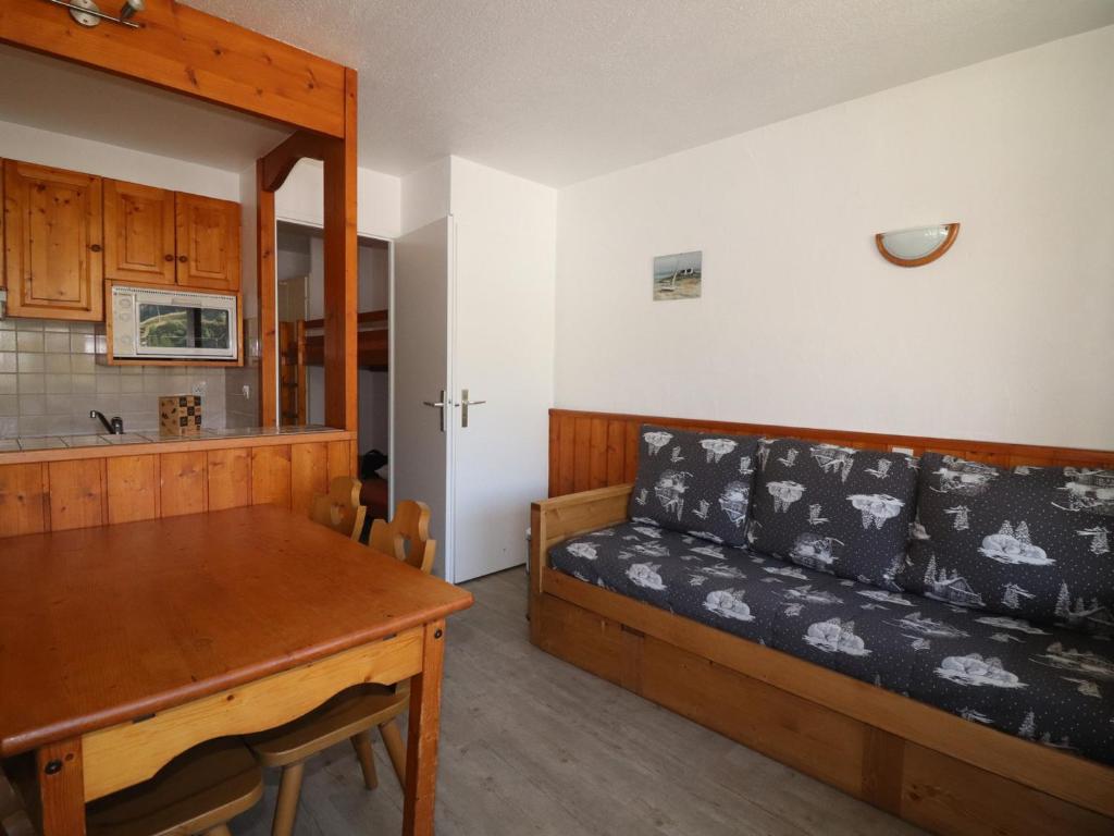 Prostor za sedenje u objektu Studio Tignes, 1 pièce, 4 personnes - FR-1-502-504