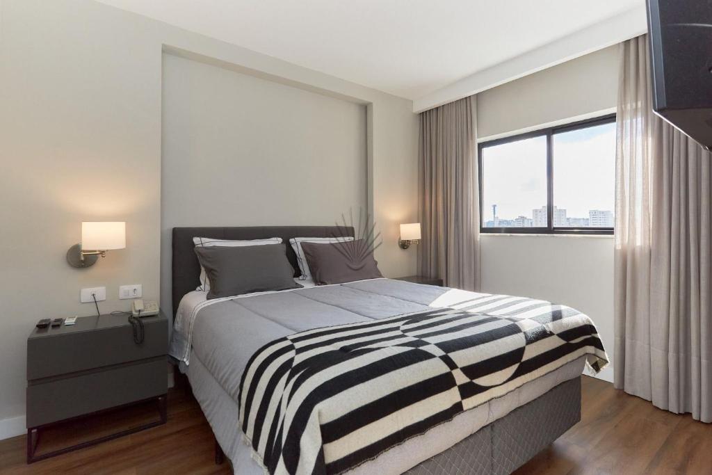 Flat no melhor local do Centro/Batel - Apartment