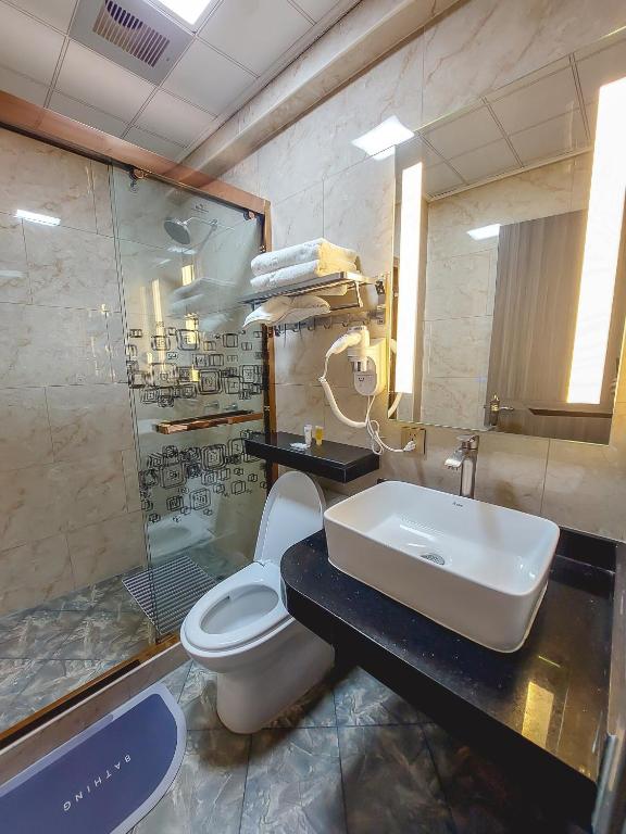 Ένα μπάνιο στο Gold Source Hotel