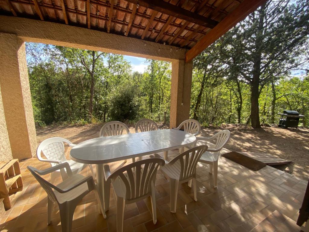 Fotografie z fotogalerie ubytování Villa la Commanderie v destinaci Pontevès