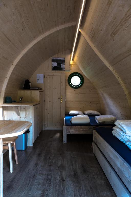 Postel nebo postele na pokoji v ubytování LeafMaxi - Camping du Nord